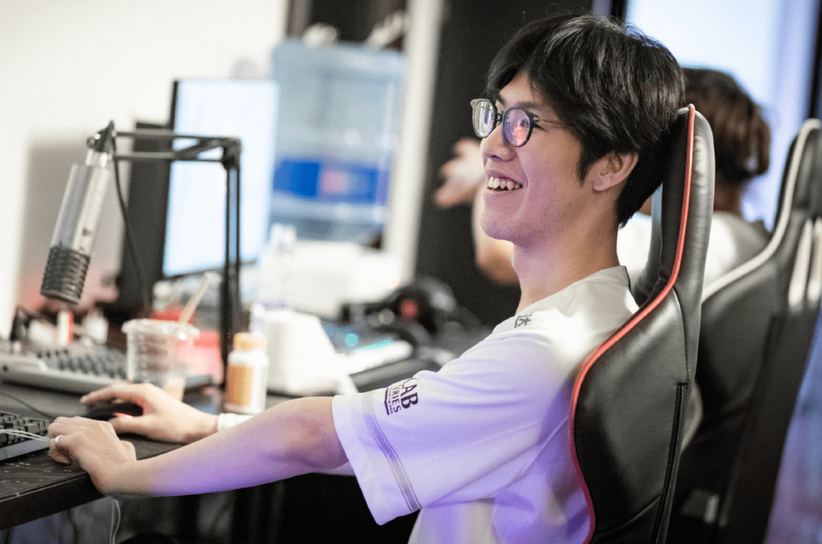 关于Ming与70激战曼联分钟,重要助攻胜负难料!,TheShy焦点对战全场沸腾不已的信息 关于Ming与70激战曼联分钟,重要助攻胜负难料!,TheShy焦点对战全场沸腾不已的信息