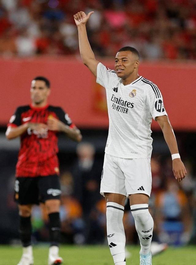 姆巴佩在TL比赛中战术调整,出色发挥引发热议!气势如虹延续(姆巴佩技术分析) 姆巴佩在TL比赛中战术调整,出色发挥引发热议!气势如虹延续(姆巴佩技术分析)