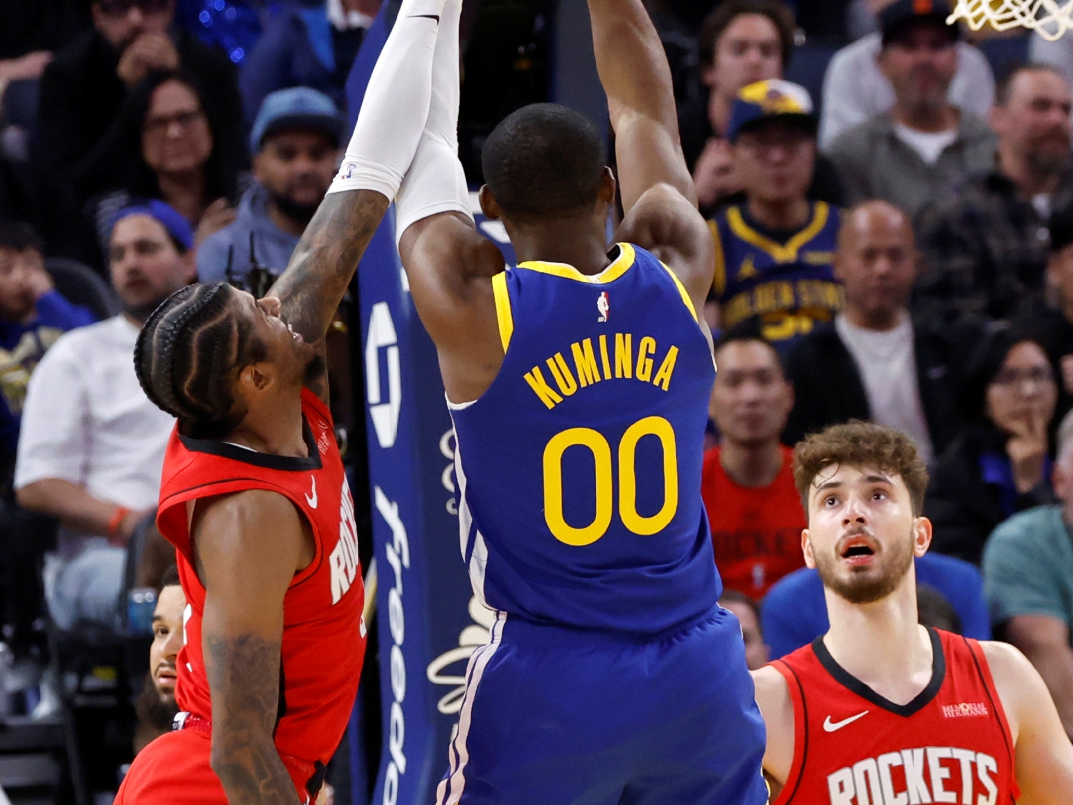 关于全明星赛窗口期再迎强敌，夏洛特黄蜂篮板制胜，主帅态度——气氛紧张，球队文化再被提及的信息-ayx