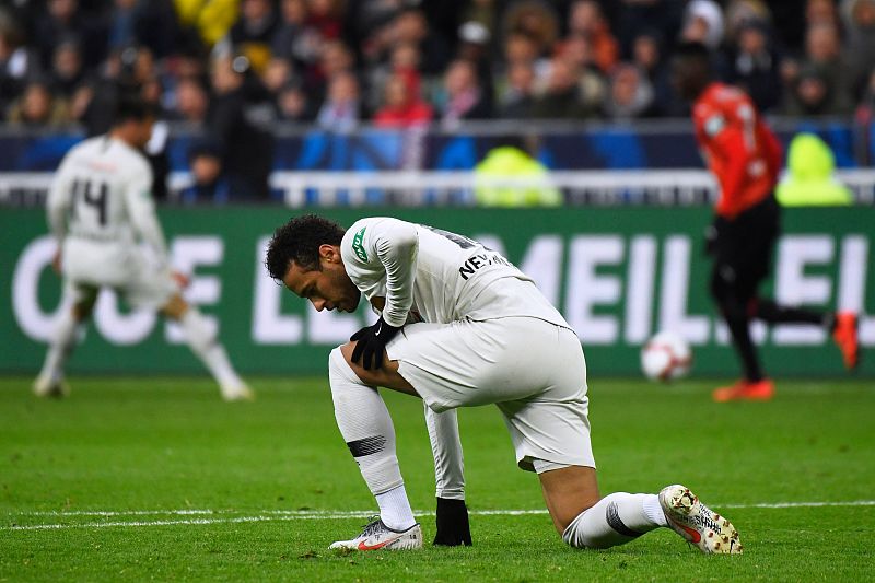 包含加时末段法国杯传出新动向，皇家马德里更衣室发声，管理层表态——球迷炸锅，更衣室氛围转暖的词条-爱游戏官网